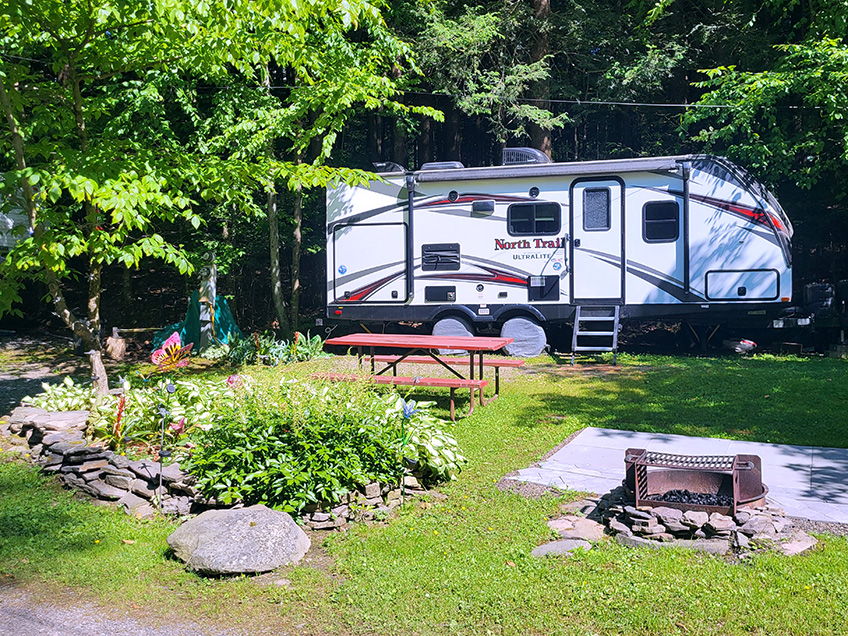 Lakeside Campground Seasonal Campsite