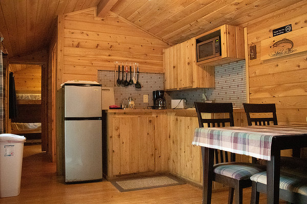 Deluxe Cabin 6 Kitchen Area